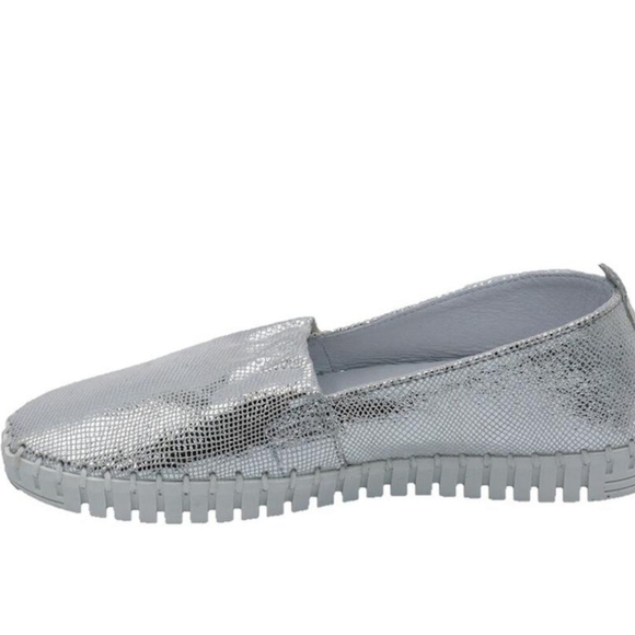 Eric Michael Yvette Leisure Flats in Silver sz 8 - Picture 2 of 11